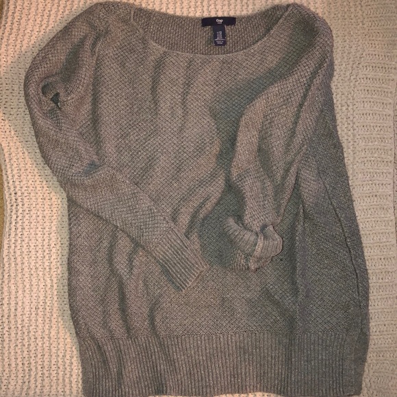 Sweater - Picture 1 of 1